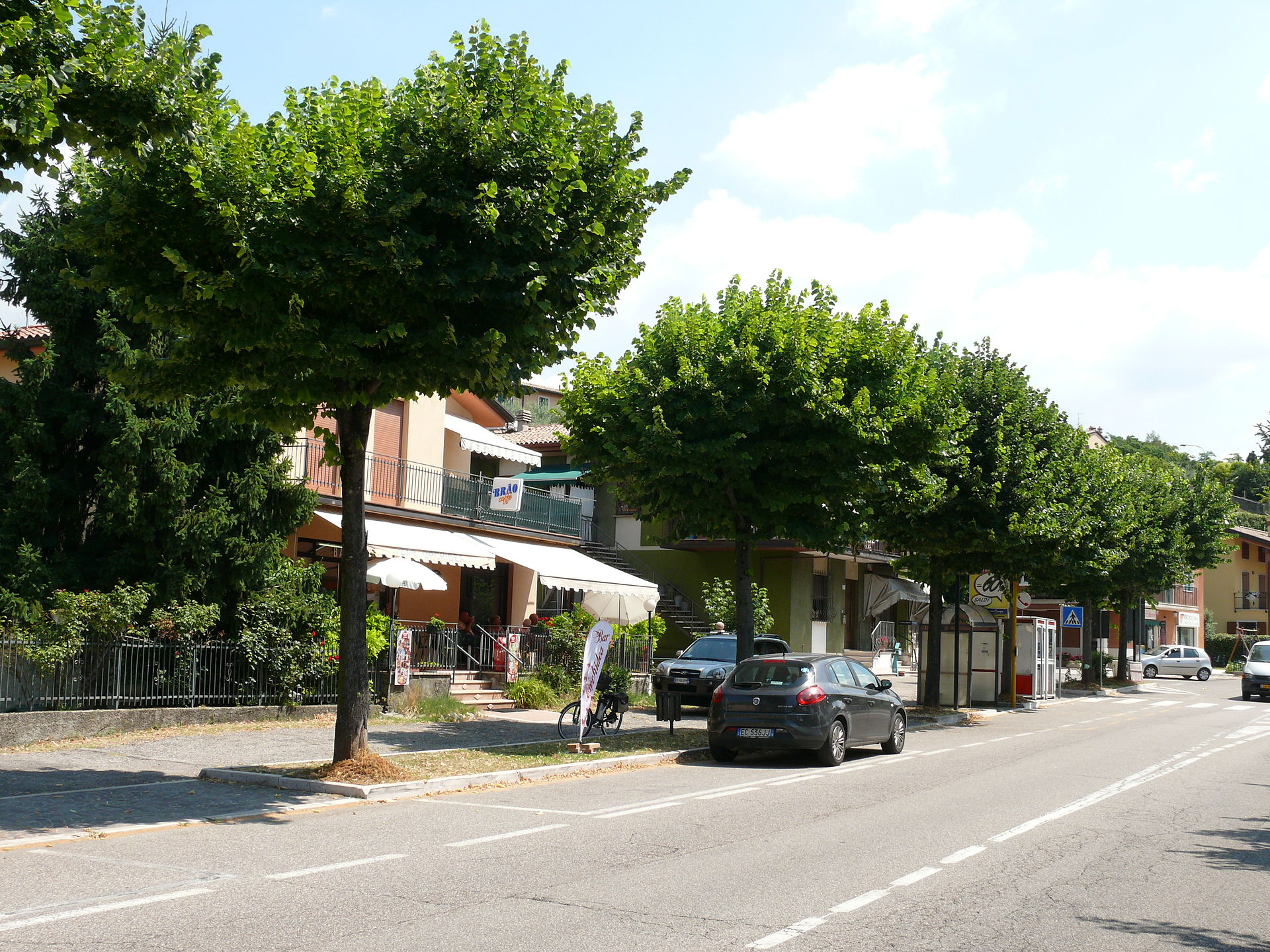 Hauptstraße von Costermano